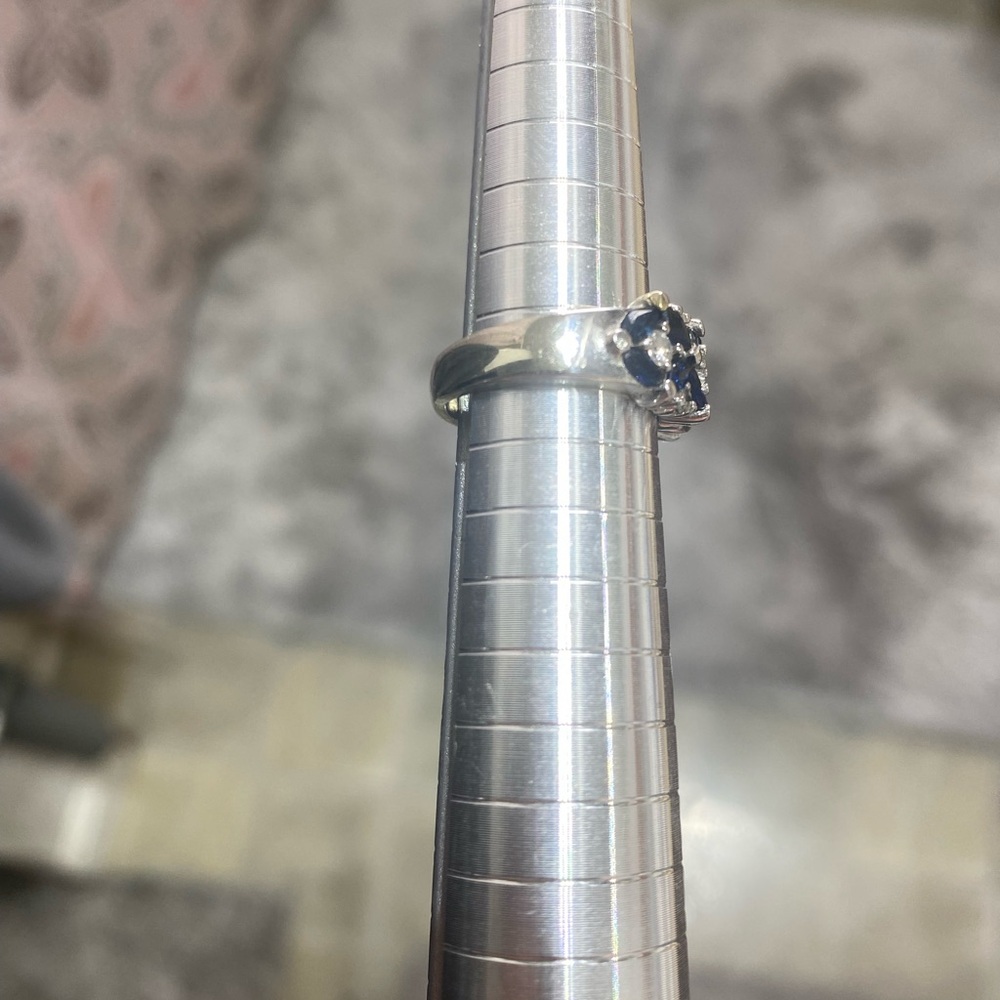 14k white gold diamond and sapphire ring might be EFFY with maker mark bh - Picture 3 of 12